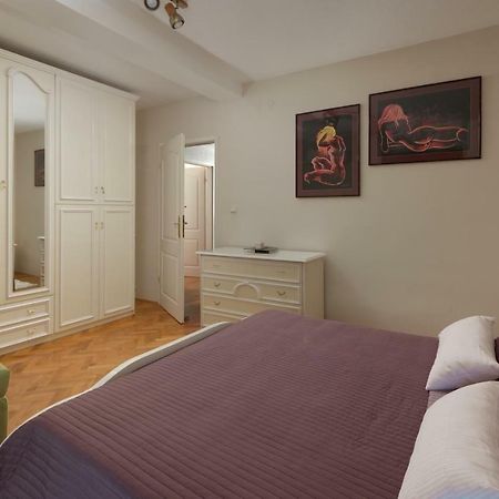 Apartments Sasha Пула Екстер'єр фото